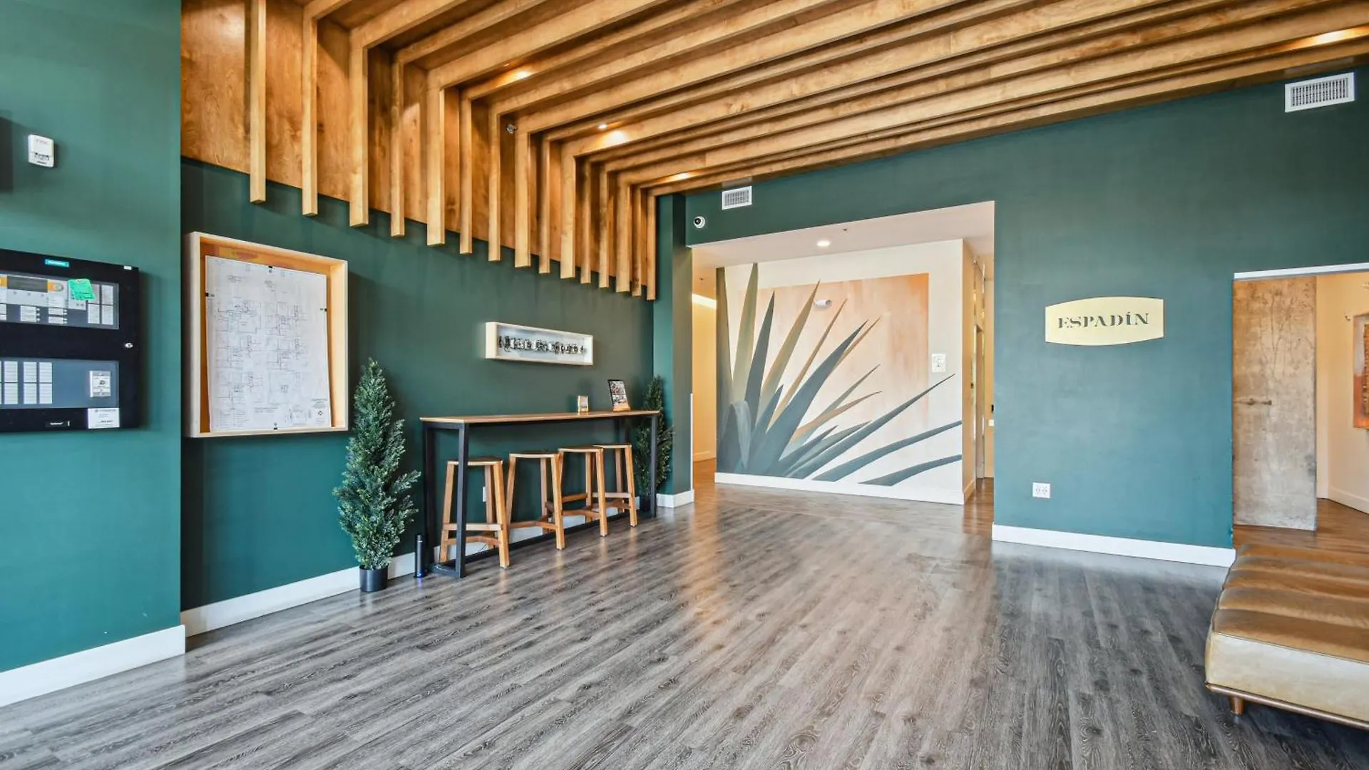 Holiday home Chic Made Easy | Espadin Lohi Denver